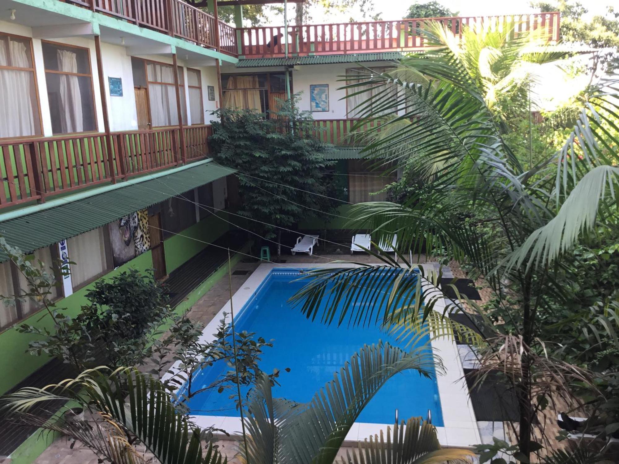 坦博帕塔住宿加早餐旅馆 马尔多纳多港 外观 照片